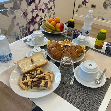 بيسكارا B&B The Garden المظهر الخارجي الصورة